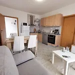 A4 Kevic * Kaštela